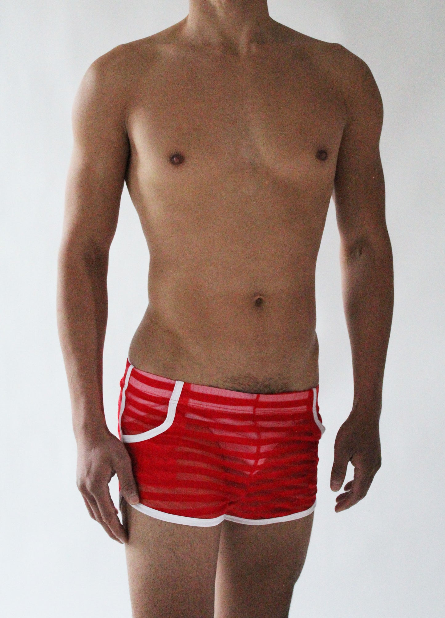 ROMAN RED SHORT